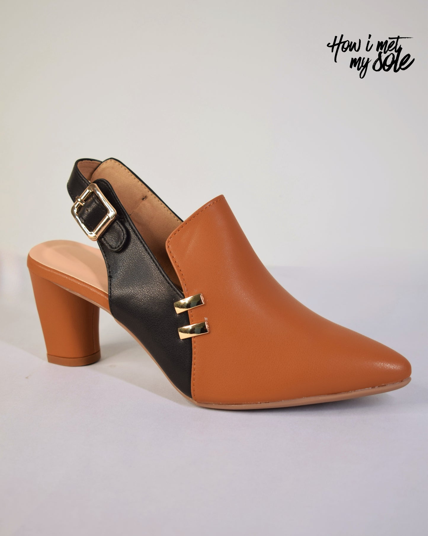 Comfortable 'Tan Fall Fashioned' Brown & Black Pointed-Toe Heels - Side 1