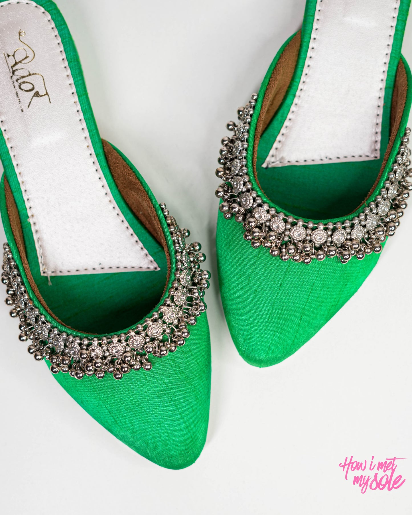 'Masakali Green Mules' - Top Pair
