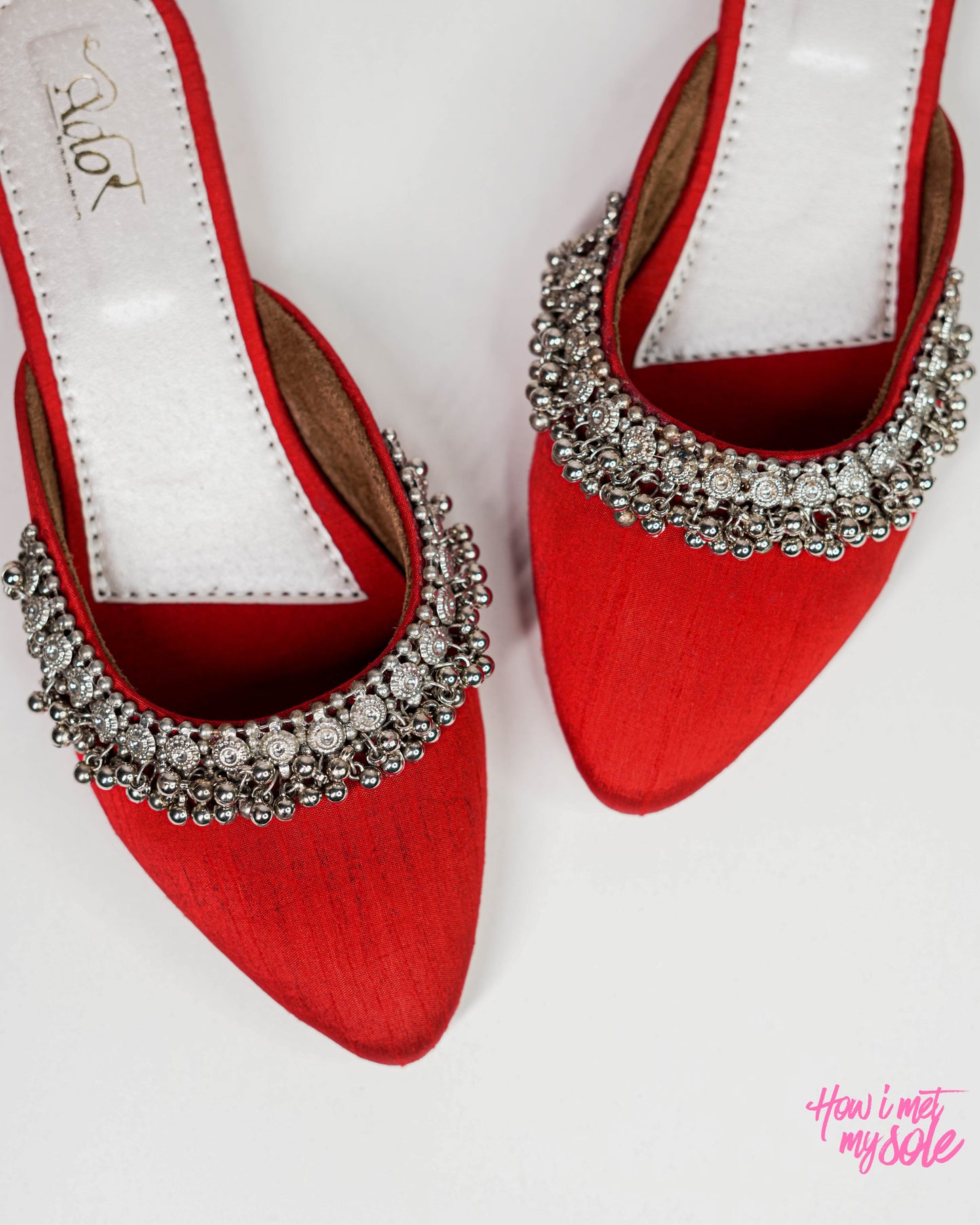 'Masakali Red Mules' - Top Pair