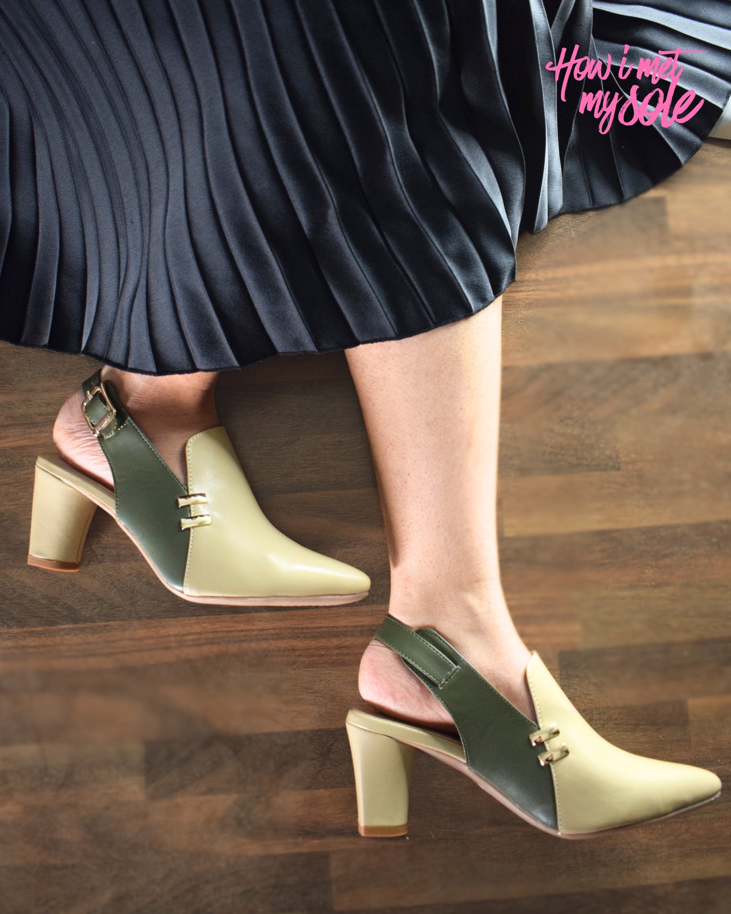 Comfortable 'Off-White Fall Fashioned' Off-White & Olive Green Pointed-Toe Heels - Sides In Feet